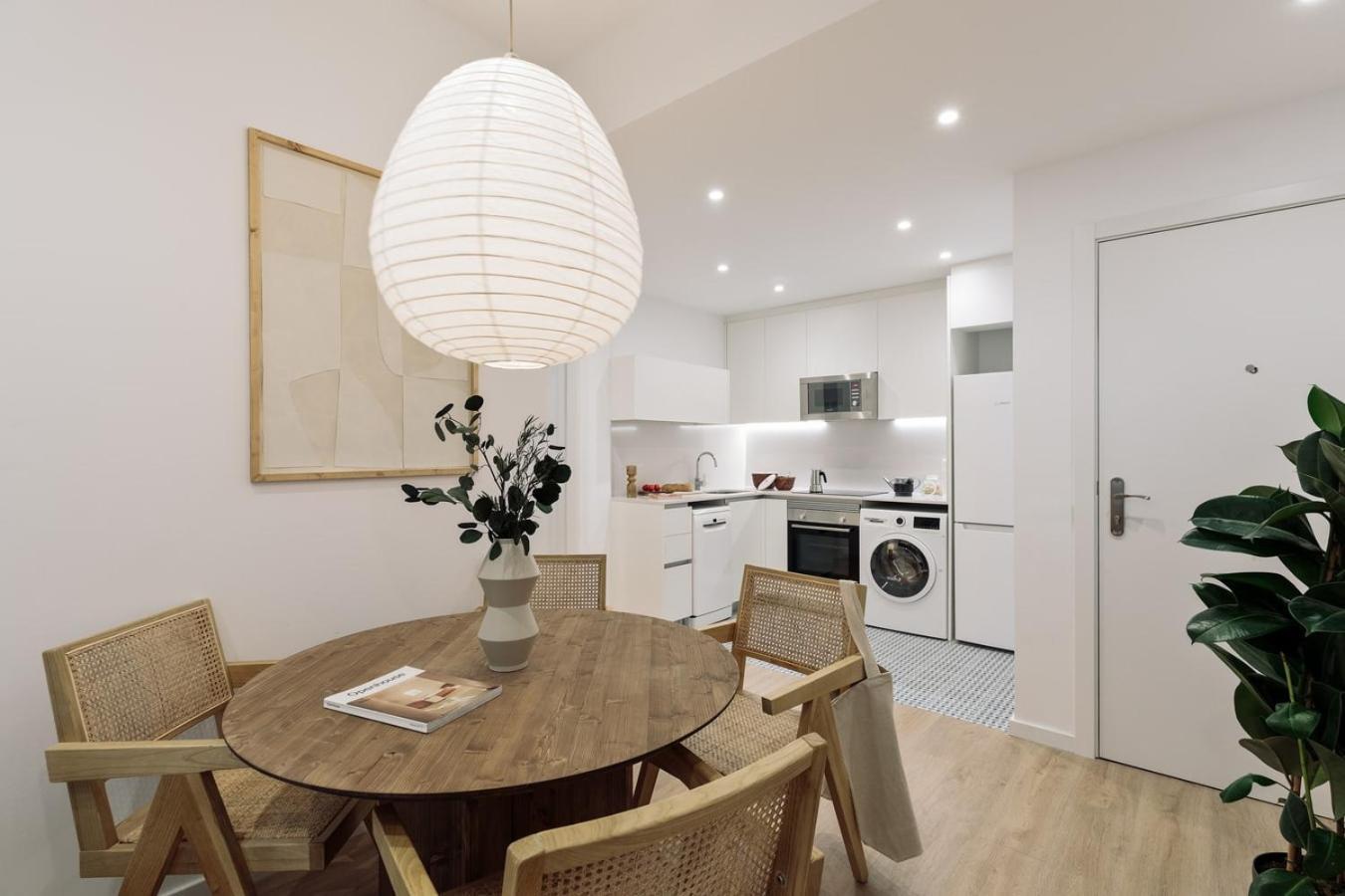 Praiano - 2 Bedrooms, Balcony And Terrace In Ciutat Vella Apartment Barcelona