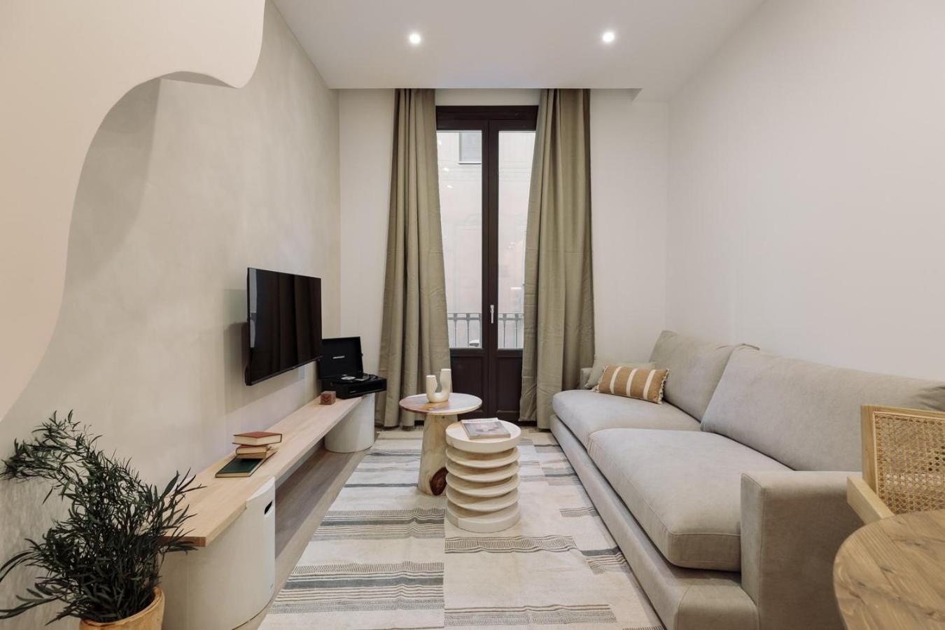 Praiano - 2 Bedrooms, Balcony And Terrace In Ciutat Vella * Barcelone